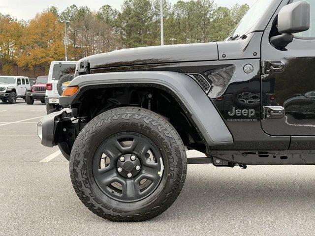 new 2025 Jeep Gladiator car, priced at $39,880