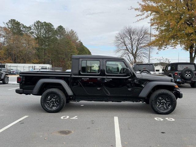 new 2025 Jeep Gladiator car, priced at $39,880