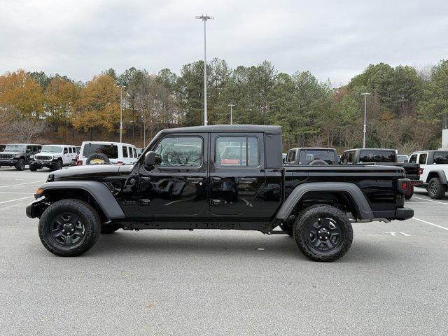 new 2025 Jeep Gladiator car, priced at $39,880