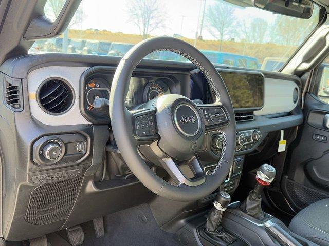 new 2025 Jeep Wrangler car, priced at $49,315