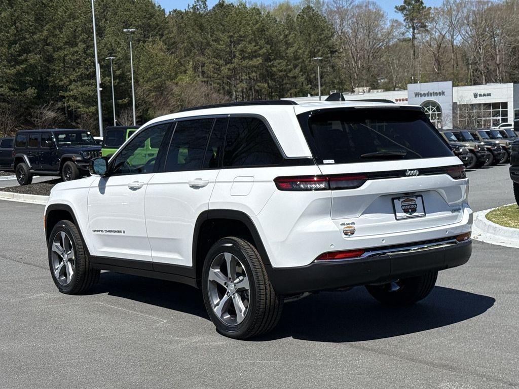 new 2025 Jeep Grand Cherokee car, priced at $48,326