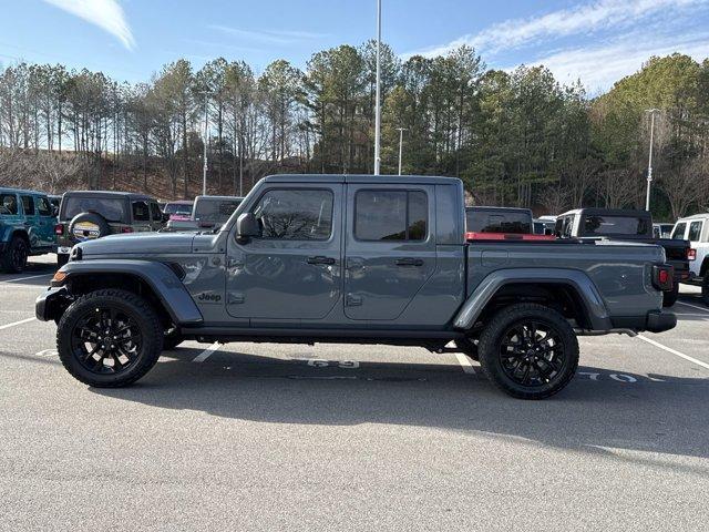 new 2025 Jeep Gladiator car, priced at $40,435