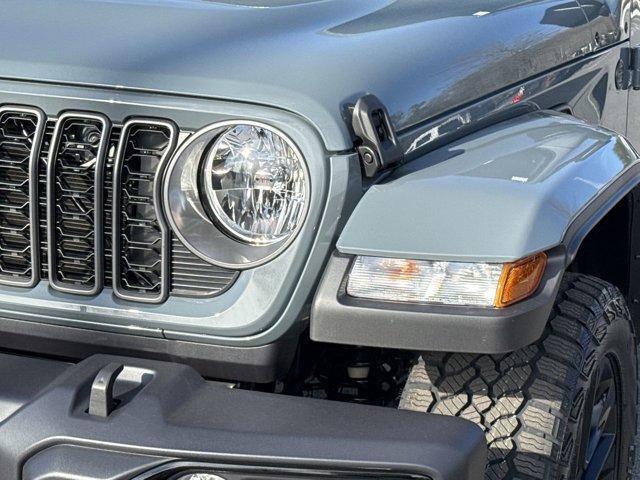 new 2025 Jeep Gladiator car, priced at $40,435