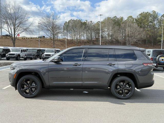 new 2025 Jeep Grand Cherokee L car, priced at $45,670