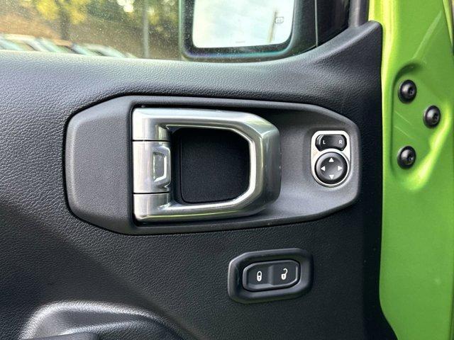 new 2025 Jeep Wrangler car, priced at $47,937