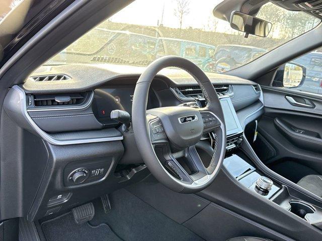 new 2025 Jeep Grand Cherokee L car, priced at $42,170