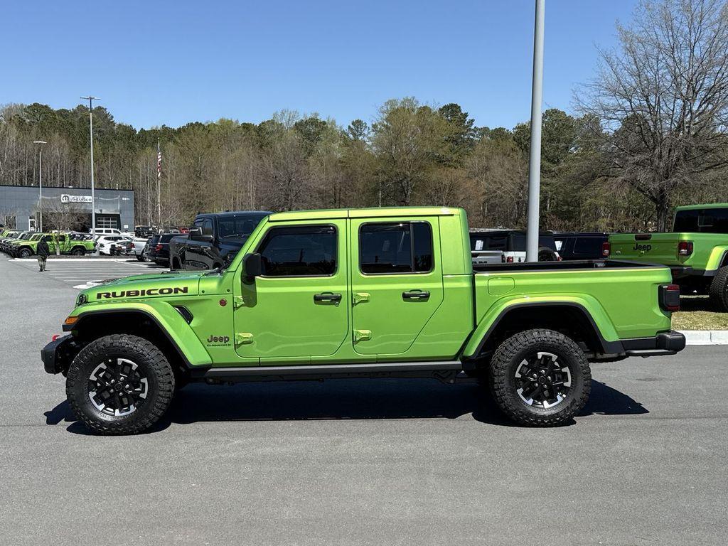 new 2025 Jeep Gladiator car, priced at $57,412