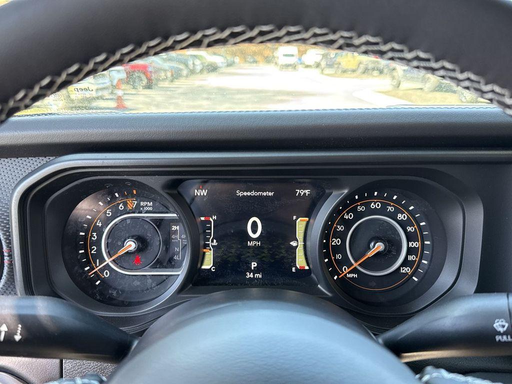 new 2025 Jeep Gladiator car, priced at $57,412