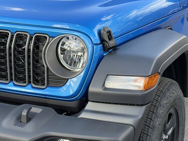 new 2025 Jeep Wrangler car, priced at $36,280