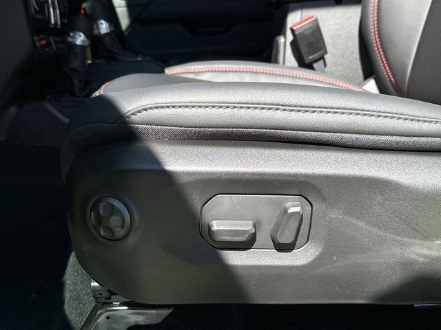 new 2025 Jeep Gladiator car, priced at $55,605