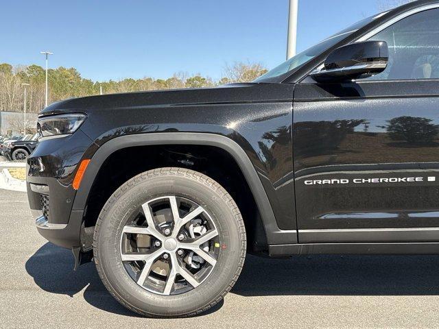 new 2025 Jeep Grand Cherokee L car, priced at $43,610