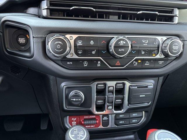 new 2025 Jeep Gladiator car, priced at $55,147