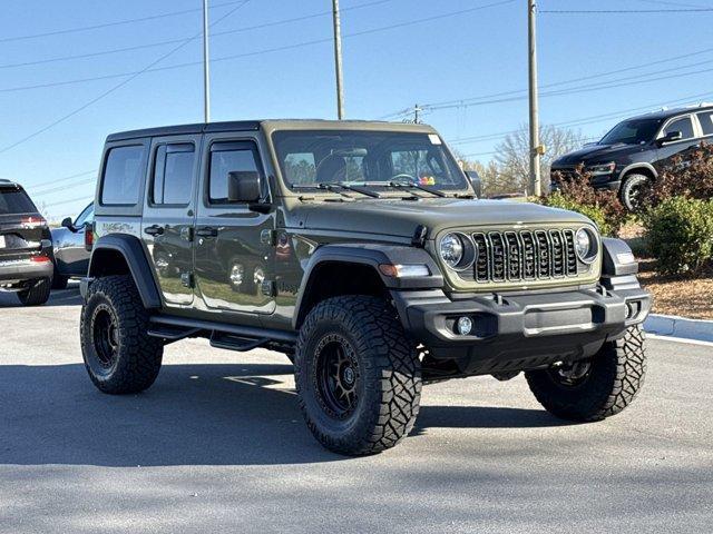 new 2025 Jeep Wrangler car, priced at $52,625
