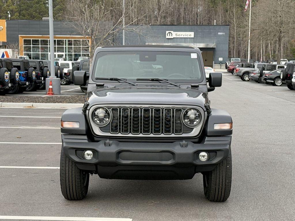 new 2025 Jeep Wrangler car, priced at $46,477