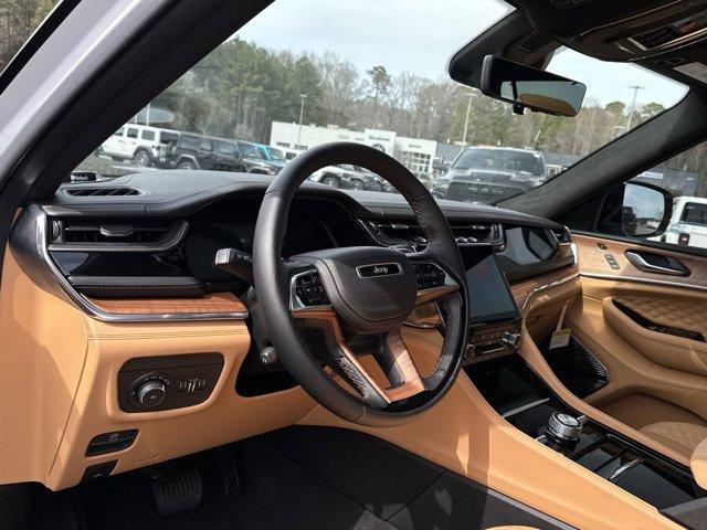 new 2025 Jeep Grand Cherokee L car, priced at $62,630