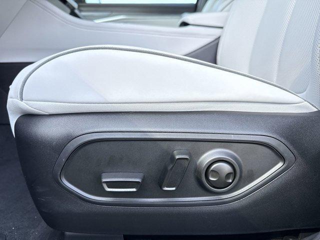 new 2025 Jeep Wagoneer S car, priced at $48,769