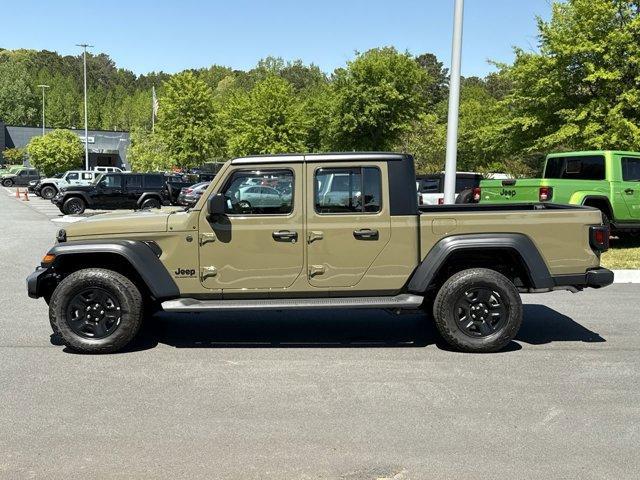 new 2025 Jeep Gladiator car, priced at $35,530