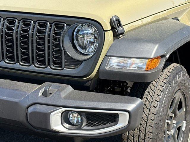 new 2025 Jeep Gladiator car, priced at $35,530