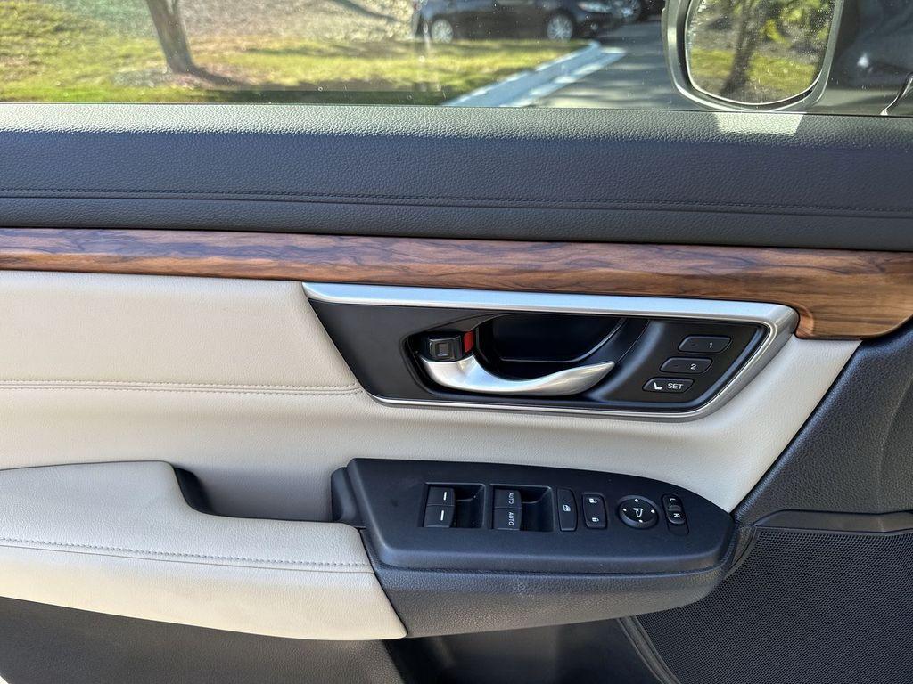 used 2021 Honda CR-V car, priced at $27,075
