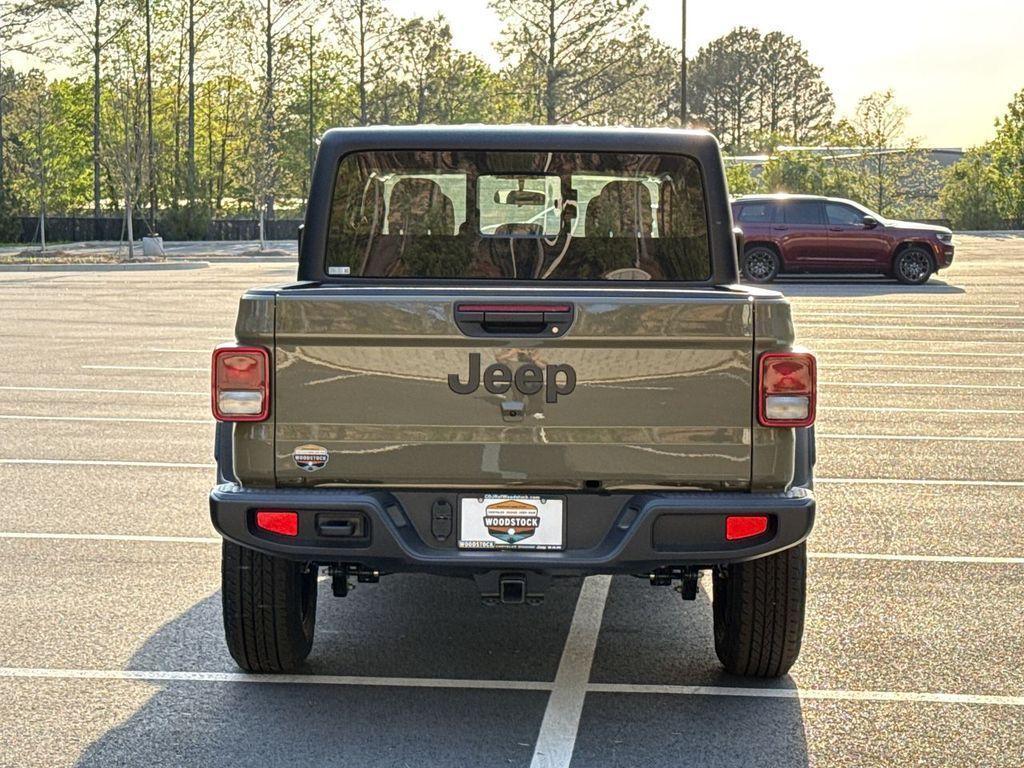 new 2025 Jeep Gladiator car, priced at $38,139