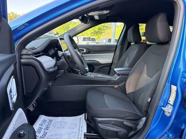 new 2025 Jeep Compass car, priced at $29,835