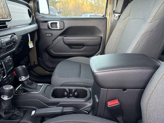 new 2025 Jeep Wrangler car, priced at $44,770