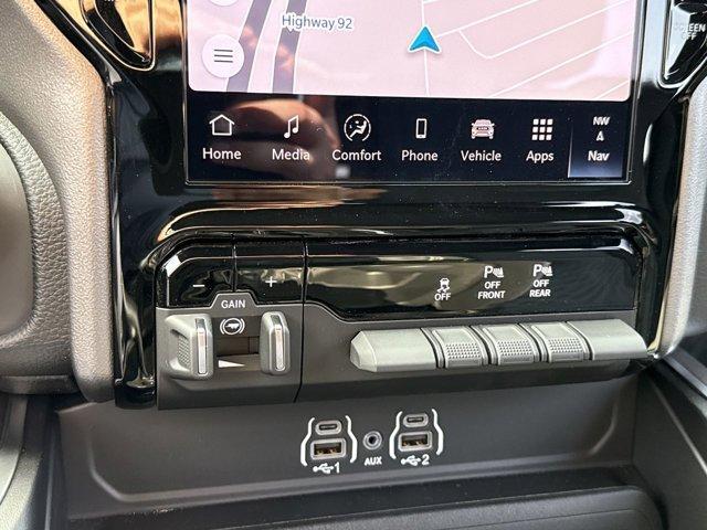 new 2025 Ram 1500 car, priced at $48,213