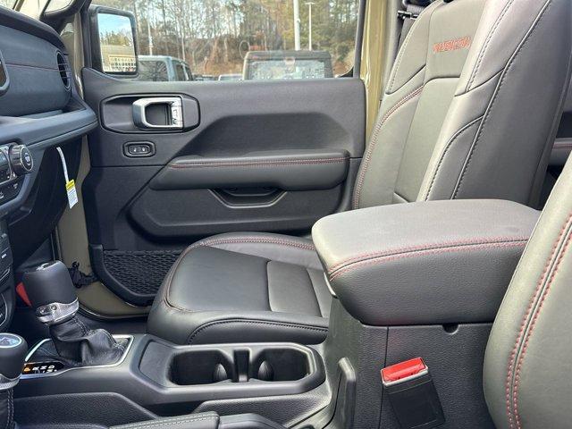 new 2025 Jeep Wrangler car, priced at $62,422