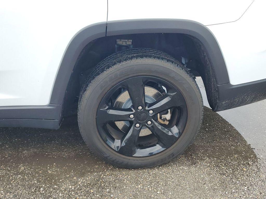 used 2023 Jeep Grand Cherokee L car, priced at $28,937