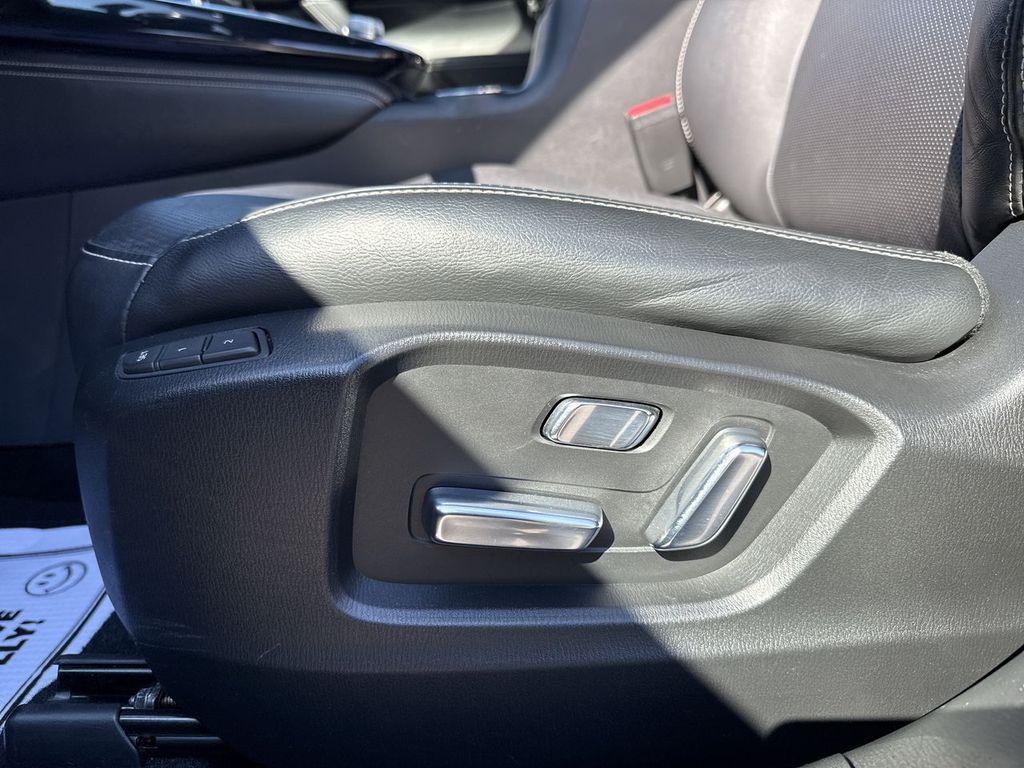used 2023 Mazda CX-9 car, priced at $25,361