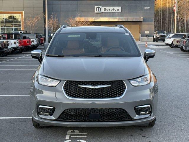 new 2025 Chrysler Pacifica Hybrid car, priced at $54,975