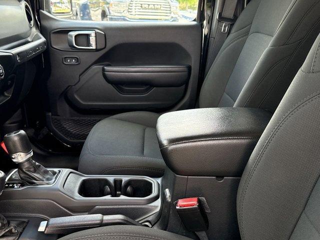 used 2021 Jeep Wrangler Unlimited car, priced at $27,916