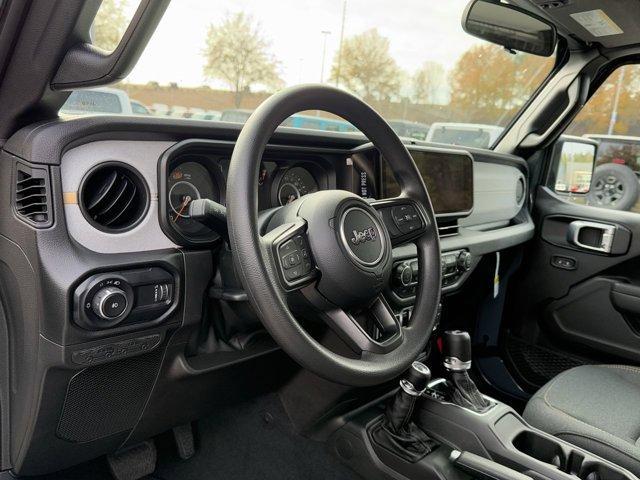 new 2025 Jeep Wrangler car, priced at $39,075