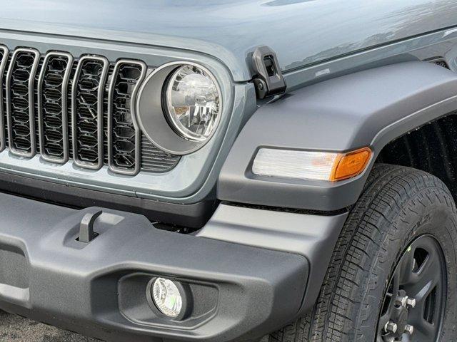 new 2025 Jeep Wrangler car, priced at $39,075