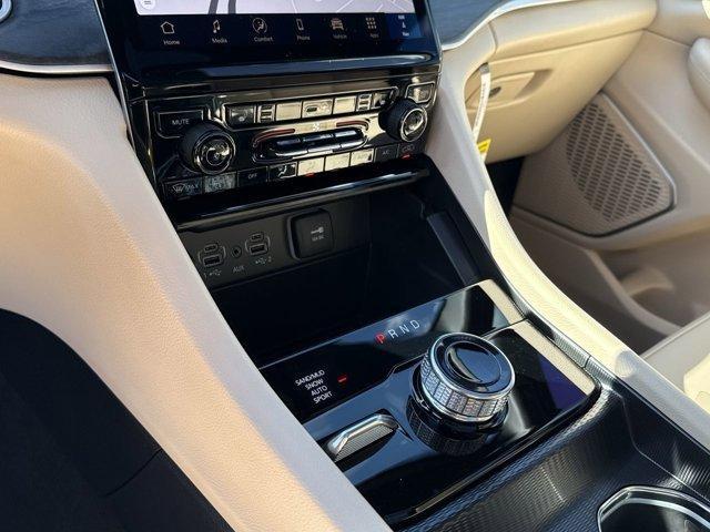 new 2025 Jeep Grand Cherokee car, priced at $49,405
