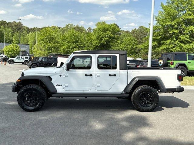 new 2025 Jeep Gladiator car, priced at $45,280