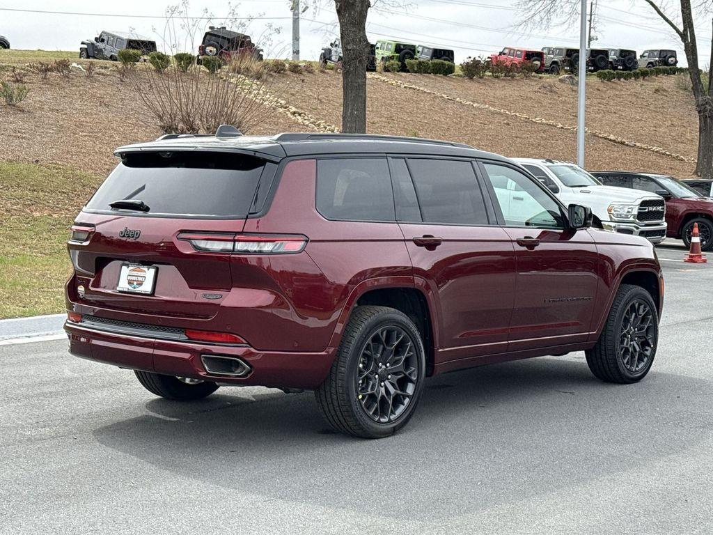 new 2025 Jeep Grand Cherokee L car, priced at $68,329