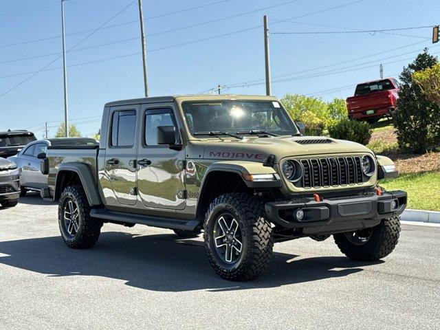 new 2025 Jeep Gladiator car, priced at $55,070