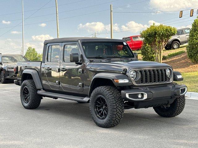 new 2025 Jeep Gladiator car, priced at $45,875