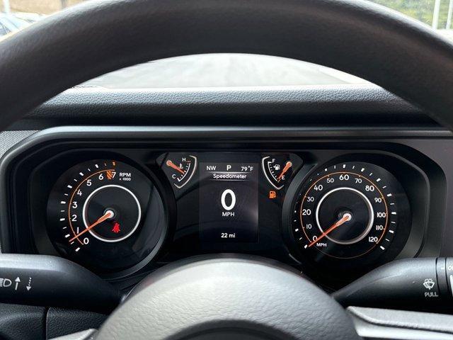 new 2025 Jeep Gladiator car, priced at $45,875