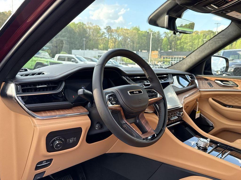 new 2025 Jeep Grand Cherokee L car, priced at $65,633