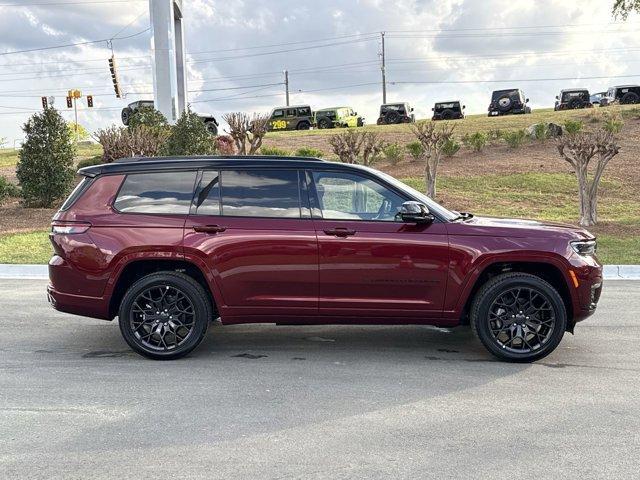 new 2025 Jeep Grand Cherokee L car, priced at $67,221