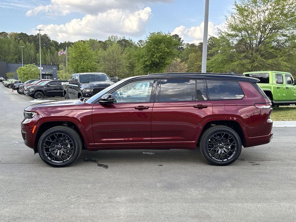 new 2025 Jeep Grand Cherokee L car, priced at $65,633