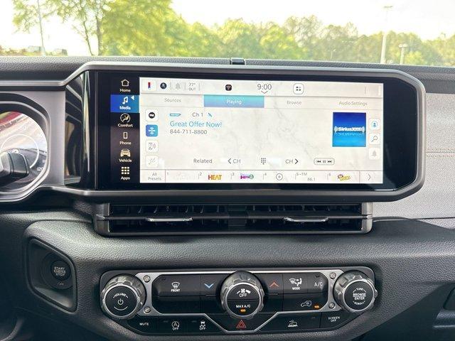 new 2025 Jeep Gladiator car, priced at $45,875