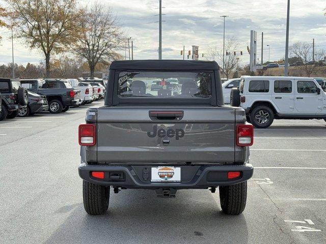 new 2025 Jeep Gladiator car, priced at $39,880