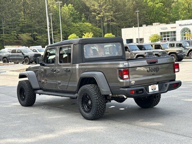 new 2025 Jeep Gladiator car, priced at $45,875