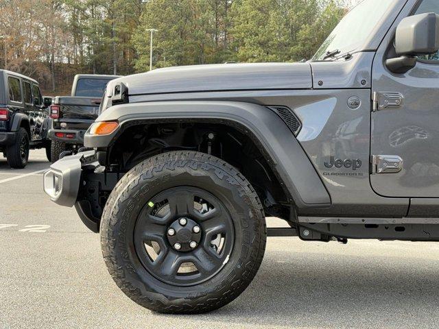 new 2025 Jeep Gladiator car, priced at $39,880