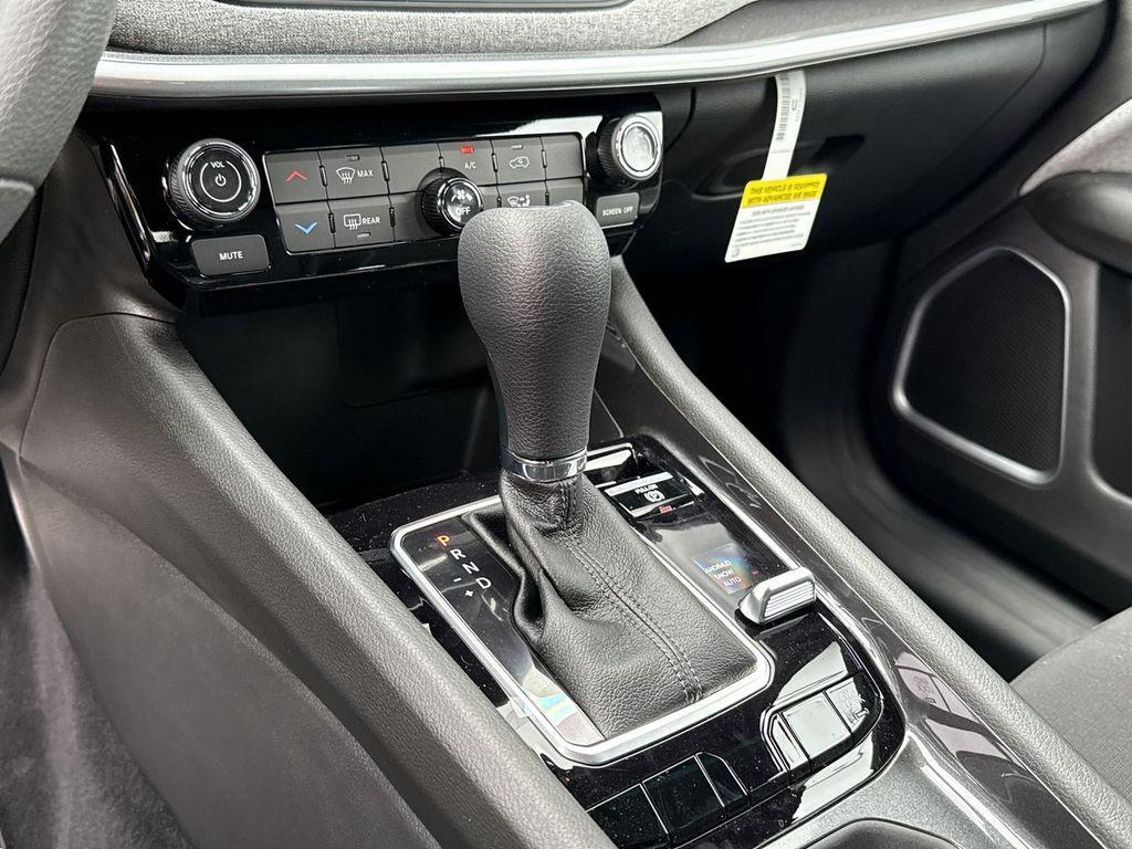new 2025 Jeep Compass car, priced at $27,184