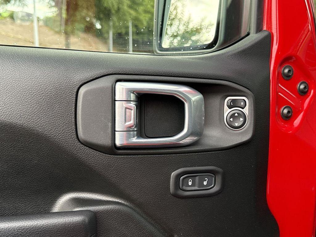 used 2021 Jeep Wrangler Unlimited car, priced at $32,992