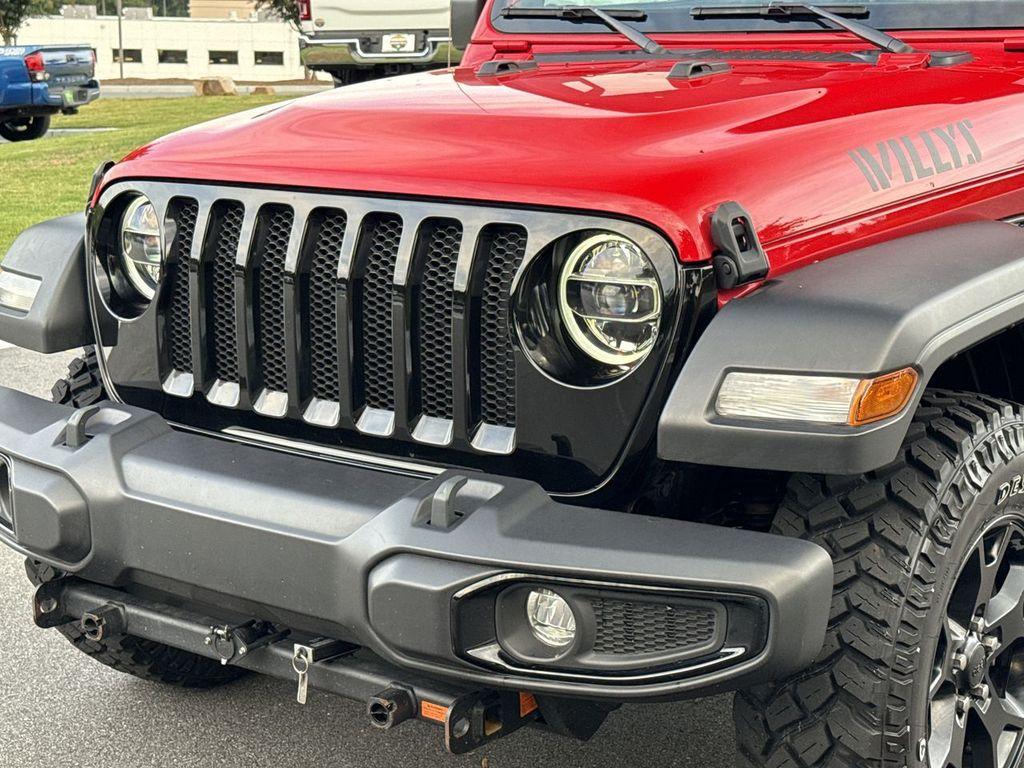 used 2021 Jeep Wrangler Unlimited car, priced at $32,992